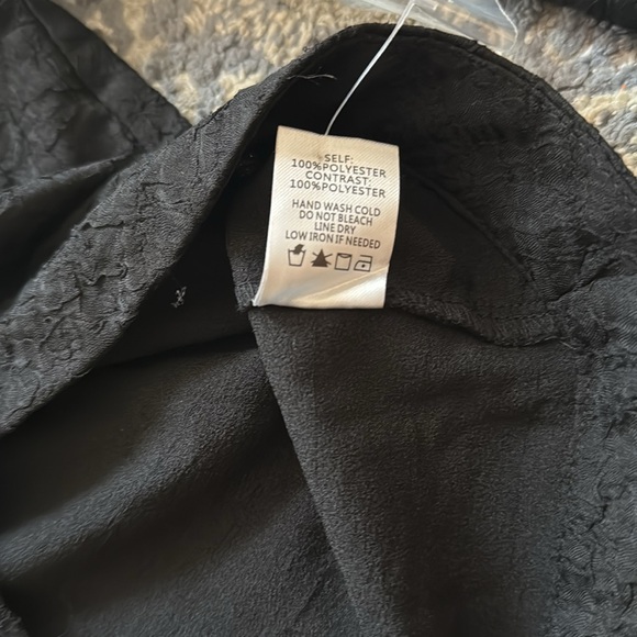 Blue Blush Print Long Sleeve Knit Button-Up Shirt Size Medium - Picture 10 of 10